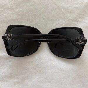 CHANEL sun glasses